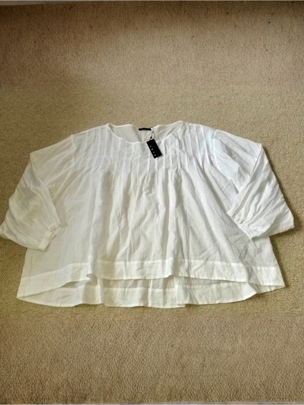 NWT Sisley White Cotton Top